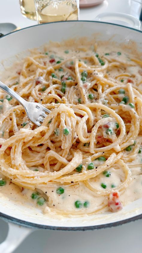 Rich & Creamy Parmesan Noodles with Pancetta | Recipes For Keeps | Bri McKoy Creamy Pancetta Pasta, Bri Mckoy, Bucatini Recipes, Parmesan Noodles, Pancetta Recipes, Pancetta Pasta, Mediterranean Pasta, Pasta Pot, Creamy Parmesan