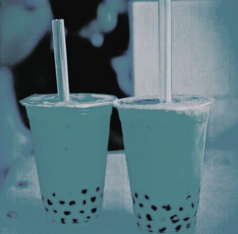 boba tea bubble tea refreshment cool hydration cute grunge aesthetic Blue Boba Aesthetic, Blue Bubble Tea, Cute Grunge Aesthetic, Soft Bf, Boba Aesthetic, Sweet Memes, Cute Grunge, Neon Aesthetic, Original Characters