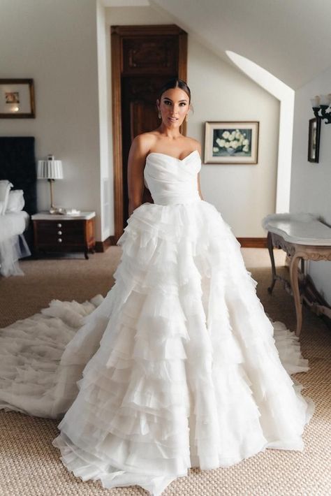 Big Ball Gown Wedding Dress, Ball Wedding Dress, Luxe Wedding Dress, Mariana Hardwick, Holly Wedding, Plain Wedding Dress, Wedding Dress Silhouette, Ballgown Wedding, Ball Wedding