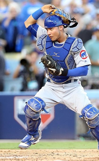 Willson COntreras, CHC//Oct 19,2016 Game 4 NLCS at LAD Baseball Catcher Pictures, Wilson Contreras, Willson Contreras, Mlb Postseason, Baseball Catcher, Go Cubs Go, Chicago Family, Chicago Cubs Baseball, Baseball Pictures