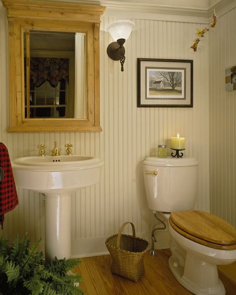 Whole wall in beadboard w/ crown molding Floor To Ceiling Beadboard, Beadboard Bathroom Ideas, Beadboard Ideas, Traditional Powder Room, Baños Shabby Chic, Beadboard Bathroom, White Beadboard, Bead Board Walls, Wood Toilet Seat