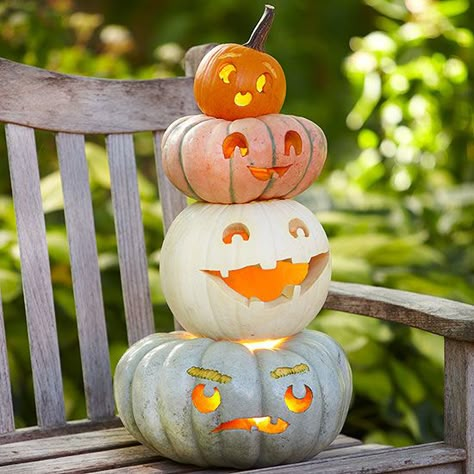 Pumpkin Pileup craft from @bhg  It also has a link for free patterns.  #pumpkincrafts #pumpkincarving Pumpkin Stencils Free, Halloween Pumpkin Stencils, Creative Pumpkin Carving, Hallowen Ideas, Pumpkin Carving Designs, Pumpkin Carving Patterns, Adornos Halloween, Pumpkin Carvings Stencils, Creative Pumpkins