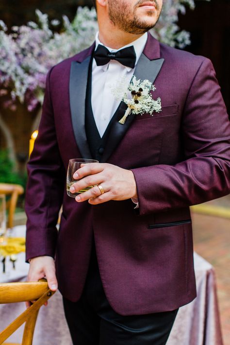 Tuxedo Ideas For Wedding, Purple Wedding Suits Groom, Groom Suits For Wedding Purple, Groom In Purple Suit, Purple Best Man Suit, Purple Grooms Suit, Wedding Suits Purple, Purple Wedding Tuxedo Groom Attire, Dark Purple Groom Suit