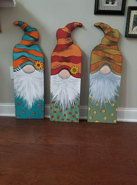 Gnome Boards For Porch, Wooden Gnomes Ideas, Gnome Wooden Signs, Diy Christmas Yard Decorations, Plank Art, Peppermint Christmas, Wood Painting Art, Hand Painted Wood Sign, Holiday Painting