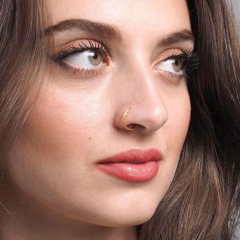 Styling nose pins with incredible Customized Jewellery sets from CieroJewels is widely famous among many women and the lovers of Indian Fashion Jewellery. Noise Ring, Gold Nose Ring, Piercing Septum, Indian Fashion Jewellery, Indian Nose Ring, Gold Nose Rings, Gold N, Big Nose, 22 Carat Gold