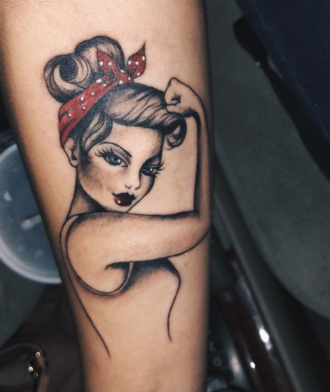 Traditional Tattoo Pin Up, Girl Power Tattoo, Catrina Tattoo, Pin Up Girl Tattoo, Tattoo Diy, Disney Tattoo, Pin Up Tattoos, Girl Tattoo, Girly Tattoos