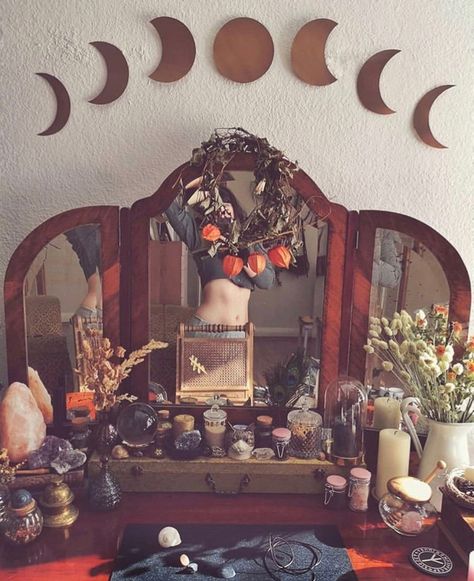 Witchy Vanity, Witches Altar, Meditation Space, Refurbished Furniture, Dream Bedroom, House Inspiration, Bedroom Makeover, Kitsch, Living Room Decor