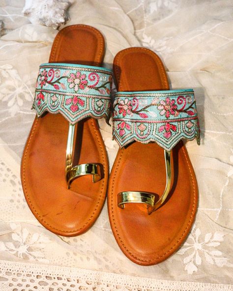 Sea green and golden embroidered summer ethnic chappals
Sea green embroidered chappals
. 
Price: 600+ shipping 
. 
Gorgeous sea green embroidered chappals. These look very summerish and stylish. And you can count on them for comfort as well. One of our personal favourites. 
. 
#stylish #footwear #ethnic #chic #delhi #women #kohlapurichappal #kohlapuri #smallbusiness #summers #fashion #newbiz #shopping #reach #sandals #chappals Kohlapuri Chappal Women, Womens Footwear, Women Footwear, Stylish Footwear, Ethnic Chic, City Illustration, Sea Green, Assessment, Women Shoes