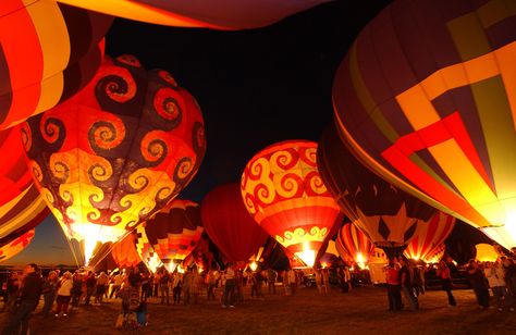 albuquerque international balloon festival Albuquerque Balloon Festival, Albuquerque Balloon Fiesta, Balloon Glow, Air Ballons, Air Balloon Festival, Hot Air Balloon Festival, Balloon Festival, Festivals Around The World, Albuquerque New Mexico