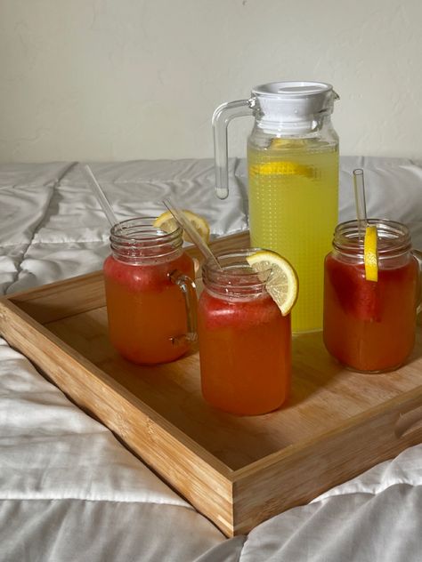 #aesthetic #aestheticdrink #drink #lemonade #sumemrdrink #strawberrylemonade Summer Lemonade Aesthetic, Raspberry Lemonade Aesthetic, Strawberry Lemonade Aesthetic, Homemade Lemonade Aesthetic, Lemonade Aesthetic, Lemonade Summer Aesthetic, Aesthetic Lemonade Pictures, Rasberry Lemonade, Cranberry Lemonade