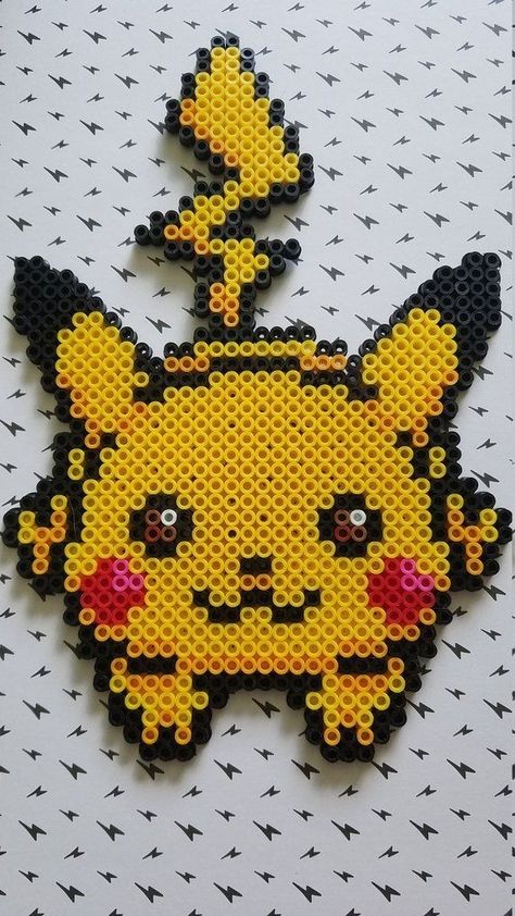 Pikachu Beads, Pixel Pokemon, Pokemon Bead, Easy Perler Bead Patterns, Perler Creations, Pokemon Perler Beads, Melty Bead Patterns, Pearl Beads Pattern, Art Perle