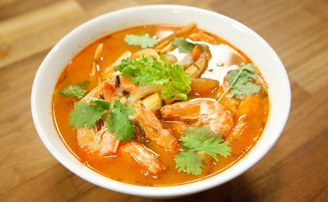 Tom Yum soup is a must have when you’re enjoying Thai food. Not only it is good, all that galangal, lemongrass and lime leaves used to make it is actually good for you. Here is a good base recipe for you to try and you can always make it more sour and more spicy and more KAO! Tom Yum Soup Recipe Vegetarian, Tom Yum Soup Recipe, Jamur Kancing, Tom Yum Soup, Lime Leaves, Vegetarian Soup Recipes, Tom Yum, Paste Recipe, Steamed Fish