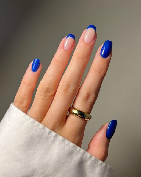 Navy Blue Wedding Nails, Blue Wedding Nails, Unghie Sfumate, Squoval Nails, Spring Nail Colors, Navy Blue Wedding, Classy Nails, Chic Nails, French Manicure