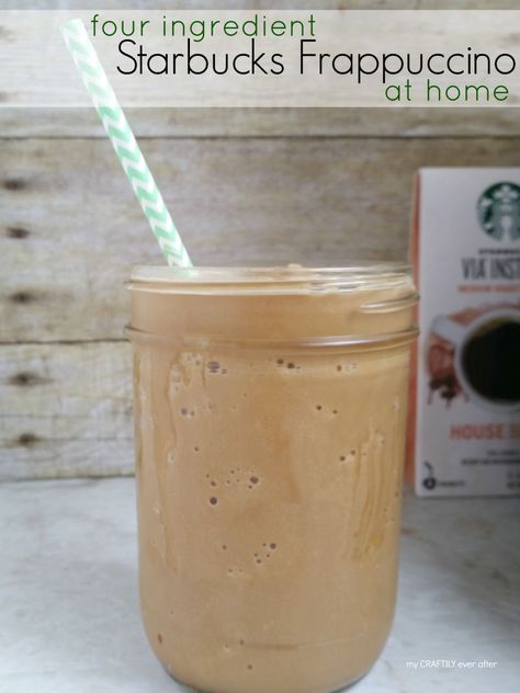 Frapachino Recipe Starbucks, Starbucks Frapp, Frappuccino Recipes, Cafe Delights, Blended Coffee Recipes, Blended Coffee Drinks, Vanilla Frappuccino, Coffee Frappuccino, Homemade Frappuccino