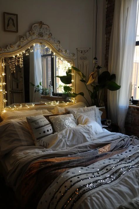 25 Super Cool Boho Style Bedroom Mirror Ideas - Mirrors As Headboard Ideas, Large Mirror Above Bed, Bedroom Mirror Decor Ideas, Mirrors In Bedroom, Mirror Above Bed, Bedroom Mirror Ideas, Mirror Bedroom Decor, Mirror Decor Ideas, Victorian Boho