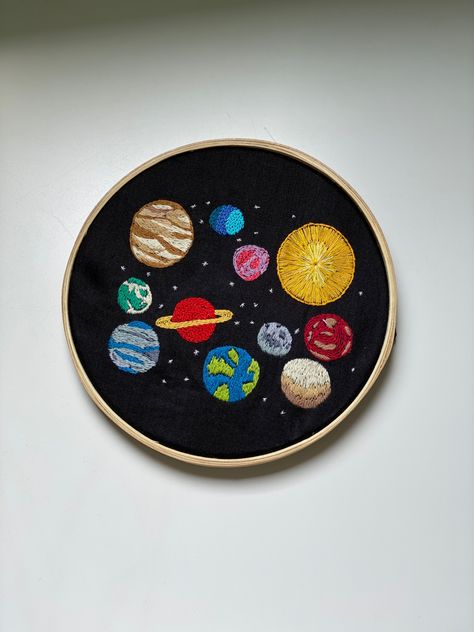 Solar System Embroidery, Embroidered Planets, Embroidery Planets, Planets Embroidery, Galaxy Clothes, Earth Embroidery, Planet Embroidery, Embroidered Jeans Diy, Jean Embroidery