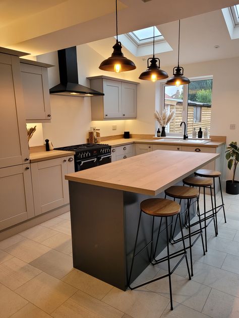 Small Kitchen Diner, Kitchen Refurbishment, Kitchen Diner Extension, Open Plan Kitchen Dining Living, Open Plan Kitchen Diner, Kitchen Layout Plans, Open Plan Kitchen Dining, Open Plan Kitchen Living Room, Kitchen Dining Living