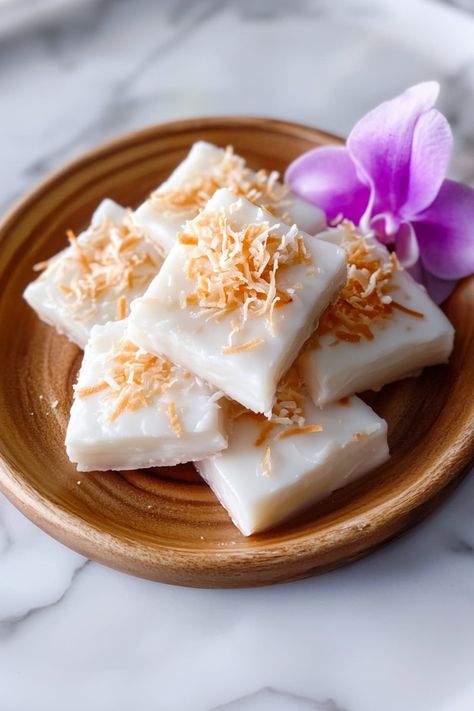 This simple haupia recipe combines rich coconut milk with sugar and cornstarch to create a creamy Hawaiian dessert with plenty of sweet tropical flavor. Haupia Pudding, Haupia Recipe, Pudding Squares, Haupia Pie, Hawaiian Desserts, Hawaiian Foods, Coconut Syrup, Hawaiian Recipes, Coconut Pudding