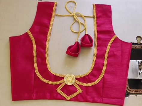 Lase Work Blouse Designs, Lace Work Blouse Designs, Simple Lace Design, ब्लाउज बैक नेक डिजाइन, Latest Blouse Neck Designs, Work Blouse Designs, Lace Blouse Design, Patch Work Blouse Designs, Patchwork Blouse