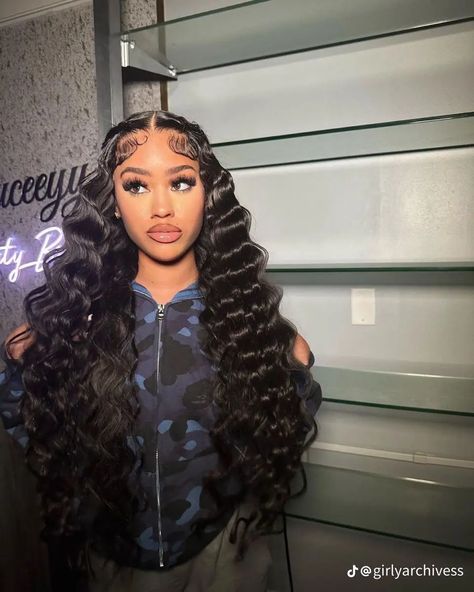 Long Lace Front Hairstyles, Hairstyles For Black Women Lace Front Wigs, Unique Frontal Wig Hairstyles, Trendy Frontal Hairstyles, Two Ponytails Half Up Half Down Crimps, Big Edges On Wig, Black Lace Wig Styles, Half Up Half Down Hair Frontals, Creative Frontal Hairstyles