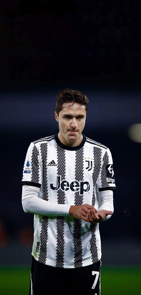 Federico Chiesa Wallpaper, Chiesa Wallpaper, Juventus Aesthetic, Dusan Vlahovic, Juventus Wallpapers, Football Photography, Football Wallpapers, Juventus Fc, Mike Tyson