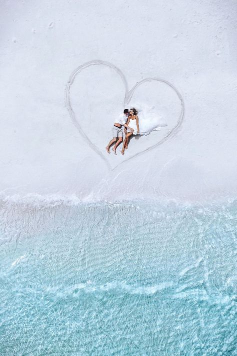 Maldives Wedding, Boat Photoshoot, Couple Beach Photos, Peace Light, Surf Aesthetic, Maldives Beach, Honey Moon, Aesthetic Couple, Beach Photography Poses