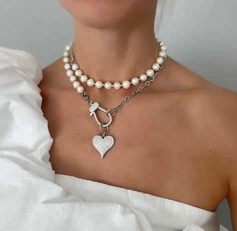 Set “Cold heart” Transformer Necklace and earrings, natural white pearl and stainless steel Price: $190 Pearl Necklace Choker, Cold Heart, Necklace Trendy, Laguna Niguel, Pearl Necklace Earrings, Natural Pearl, Necklace Choker, Jewelry Brand, Same Style