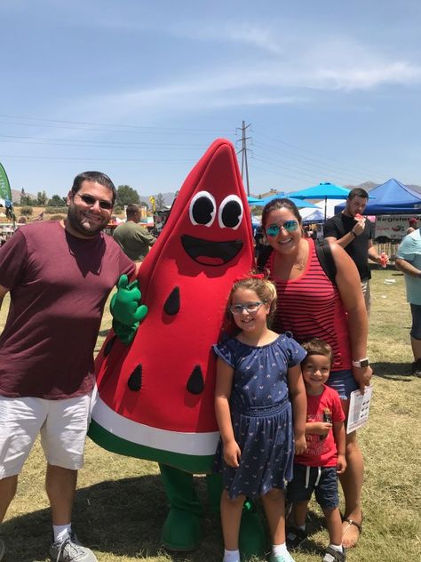 Watermelon Festival – Mama Chit Chat Watermelon Mixed Drinks, Watermelon Guy, Best Watermelon, Different Types Of Food, Watermelon Festival, Garlic Festival, Watermelon Day, Apple Festival, Festival Food