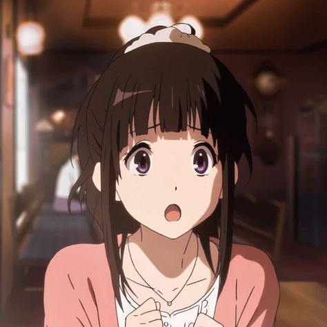 Chitanda Eru ( Hyouka ) Hyouka Chitanda, Anime Hug, The Most Beautiful Woman, Anime Monochrome, Anime Best Friends, Anime Character Drawing, Anime Life, Anime Poses Reference, Cute Anime Pics