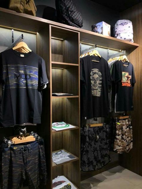 Men Clothes Shop Design, Men Clothing Store Design Ideas, Mens Wear Shop Interior Design, Men's Clothing Store Design, Small Clothing Store Interior, Men Clothes Shop, Men Boutique, Clothing Boutique Decor, Mens Boutique