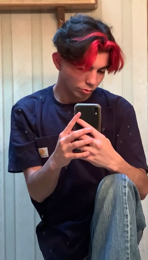 Hair Dye Ideas Men Middle Part, Male Dyed Hair Aesthetic, Colored Hair Men Ideas, Men With Red Highlights, Skunk Hair Dye Men, Men Color Hair Ideas, Cool Hair Colours Short, Guys Hair Dye Ideas, Short Dyed Hair Highlights