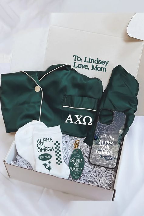 Green Pajamas Gift Box - Alpha Chi Omega – Spikes and Seams Greek Sorority Swag Bag, Sorority Senior Gifts, Alpha Chi Omega Merch, Big Little Basket Theme, Axid Sorority, Big Little Baskets, Axo Merch, Big Little Gift Ideas, Adpi Merch