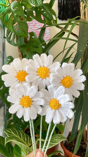 Crochet Daisy Flower Bouquet, Crochet Flowers Daisy, Crochet Daisy Bouquet, Daisies Crochet, Bouquet Tutorial, Crochet Bouquet, Crochet Daisy, Summer Crochet, Daisy Flower