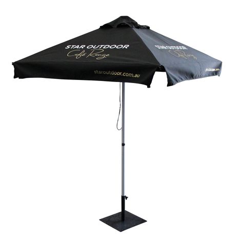 MK2 Cafe Umbrella (Black) - Our Cafe Umbrella have been perfected to give you maximum brand presence with a range of intuitive features for easy use and longevity Cafe Umbrella, Cafe Range, Flying Banner, Umbrella Design, Food And Beverage Industry, Restaurant Patio, Umbrella Designs, Table Covers, Restaurant Bar