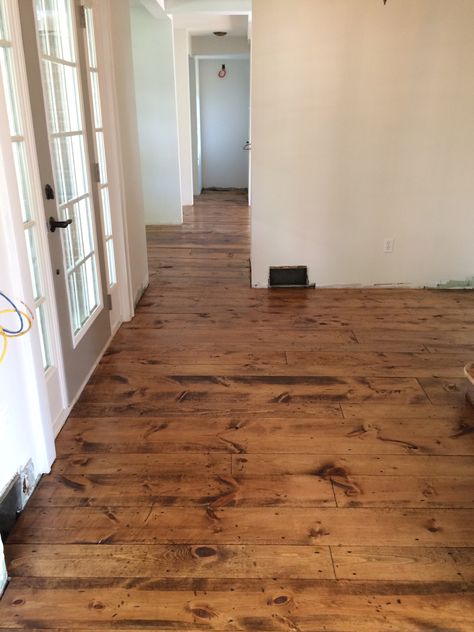 How to Install a Rustic Wood Floor on a Budget - excellent tips on how to choose pine, where to go to get the wood and how to install it to create this amazing looking wood floor. This $4,000 project covered 2500 sq ft - OMG!!! - via House on Winchester Inexpensive Flooring, Pine Wood Flooring, Diy Wood Floors, Rustic Wood Floors, Real Hardwood Floors, Rustic Flooring, Wood Floors Wide Plank, Wide Plank Flooring, Pine Floors