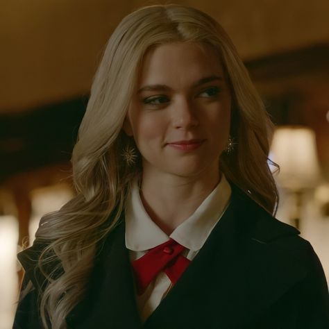 Legacies Tvdu Characters, Alaric Saltzman, Jenny Boyd, Tvdu Cast, Lizzie Saltzman, Legacy Tv Series, Attractive Style, Character Icons, Tvd Universe