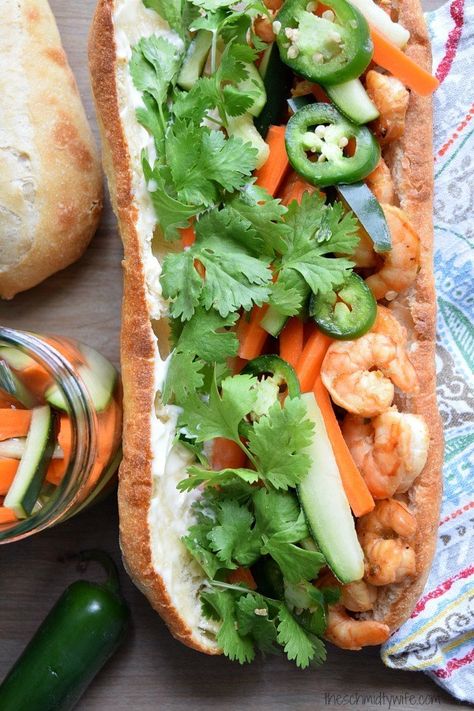 Shrimp Banh Mi, Cha Recipe, Quick Pickled Vegetables, Asian Seafood, Quick Meals To Make, Vegetarian Sandwich Recipes, Vietnamese Sandwich, Banh Mi Sandwich, Bahn Mi