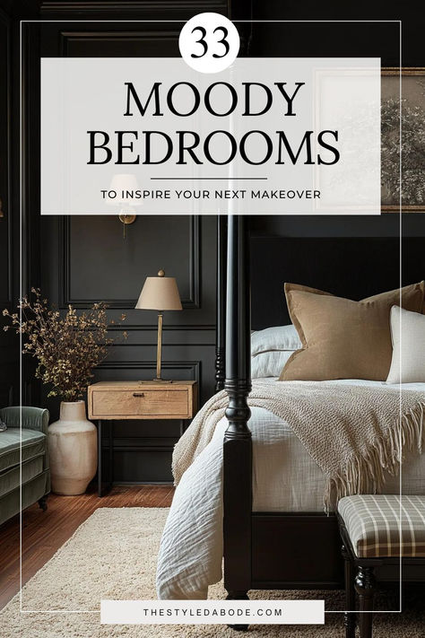 traditional dark bedroom Moody Modern Traditional Bedroom, Modern English Country Bedroom, Bedroom Paint Colors Dark, Green Master Room, Modern Vintage Decor Bedroom, Modern Victorian Decor Bedroom, Moody Aesthetic Wallpaper, Cozy Master Bedrooms Decor Romantic, Modern Colonial Bedroom