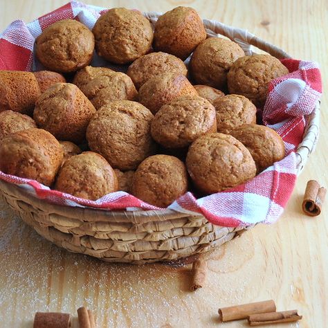 Cinnamon Molasses Muffins Tea Scones Recipe, Molasses Recipes, Molasses Muffins, Peanut Allergy, Breakfast Bars, Sweet Breads, Healthy Muffins, Breakfast Items, Mini Muffins