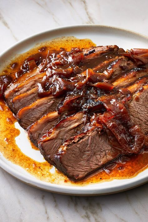 Hanukkah Brisket, Jewish Brisket, Slow Cooker Brisket, Brisket Recipe, Beef Brisket Recipes, Brisket Recipes, Jewish Recipes, Beef Brisket, Holiday Cooking