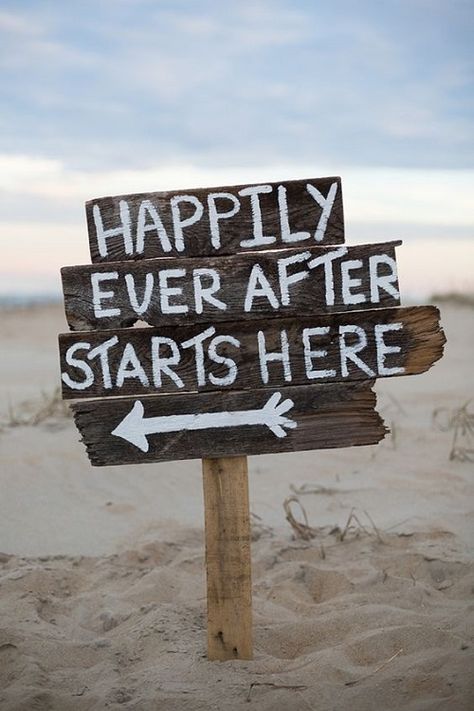 Creative Wedding Sign, Beach Wedding Signs, Beach Wedding Decorations Reception, Dream Beach Wedding, Summer Beach Wedding, Beach Wedding Inspiration, Beach Ceremony, Beach Wedding Decorations, Wedding Quotes