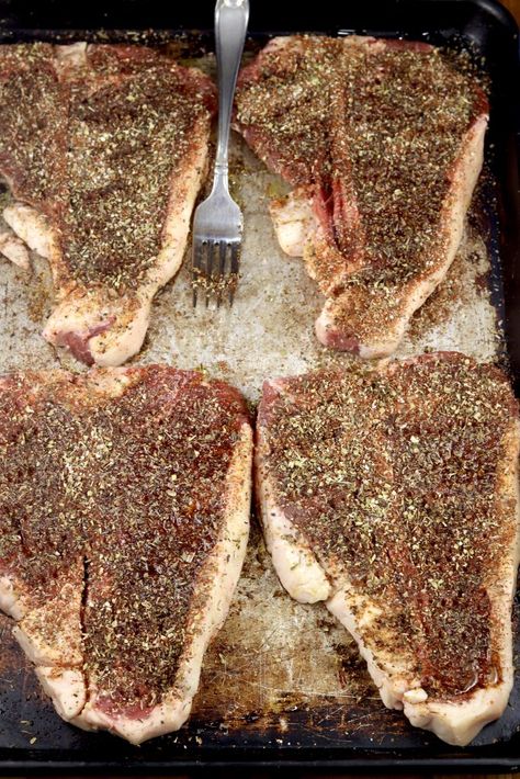 Best T Bone Steak Recipe, T Bone Steak Marinade, T Bone Steak Recipe, Steak Dry Rub Recipe, Bone Recipes, Grilled T Bone Steak, Steak Tenderizer, Samosa Recipes, Dry Rub For Steak