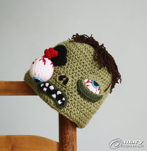 Halloween Costume Boy, Crochet Zombie, Best Winter Hats, Crochet Pour Halloween, Accessories Crochet, Zombie Costume, Halloween Tattoo, Bonnet Crochet, Halloween Crochet Patterns