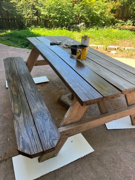 Stain Picnic Table, Refinish Picnic Table, Stained Picnic Table, Backyard Picnic Table Ideas, Stained Picnic Table Ideas, Picnic Table Stain Ideas, Picnic Table Color Ideas, Backyard Picnic Table, Painted Picnic Table