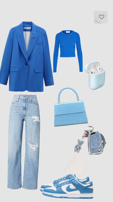 Tenue bleue Outfit Bleu Pastel, Outfit Bleu Marine, Bleu Roi Aesthetic, Winter Season