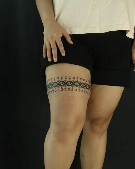 Thigh Band Tattoo Men, Women Leg Wrap Tattoo, Around Leg Tattoo Wrap, Leg Band Tattoo Men, Leg Band Tattoo, Geometric Ankle Band Tattoo, Black Band Tattoo Leg, Scottish Arm Band Tattoo, Thigh Wrap Around Tattoo