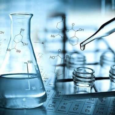 Ernest Rutherford, Chemistry Lab Equipment, Science Images, Ancient Tools, Medical Laboratory Science, Biology Art, Chemistry Experiments, Chemistry Labs, Pinterest Images