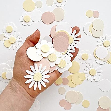 Flower Power Party, Boy Baby Shower Decor, Daisy Baby Shower, Gift Boxes Decoration, Daisy Party, Boy Baby Shower Ideas, Flower Confetti, Paper Confetti, Pink Confetti