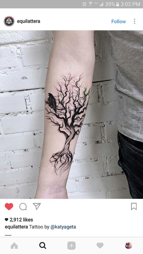 Pray Tattoo, All Black Tattoos, Tree Tattoos, Tree Tattoo Designs, Blackwork Tattoos, Raven Tattoo, E Tattoo, Diy Tattoo, Elephant Tattoos