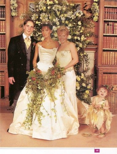 David Beckham Wedding, Victoria Beckham Wedding Dress, Victoria Beckham Wedding, Beckham Wedding, 14th Wedding Anniversary, Victoria And David, Celebrity Bride, Wedding Cake Tops, Purple Wedding Dress